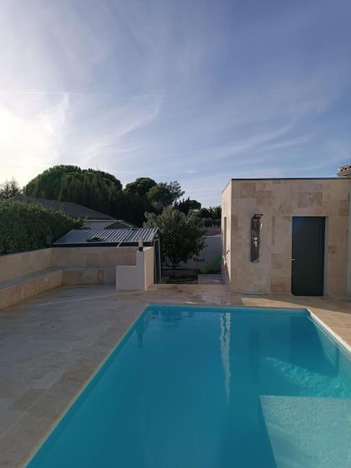 Villemoustaussou Charmant Studio Avec Piscine מראה חיצוני תמונה